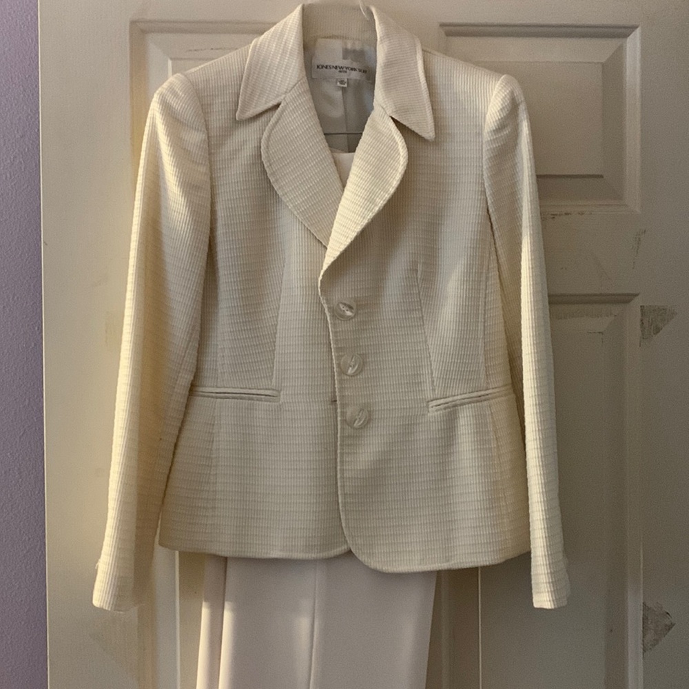 2 piece suit set with pants size 4P